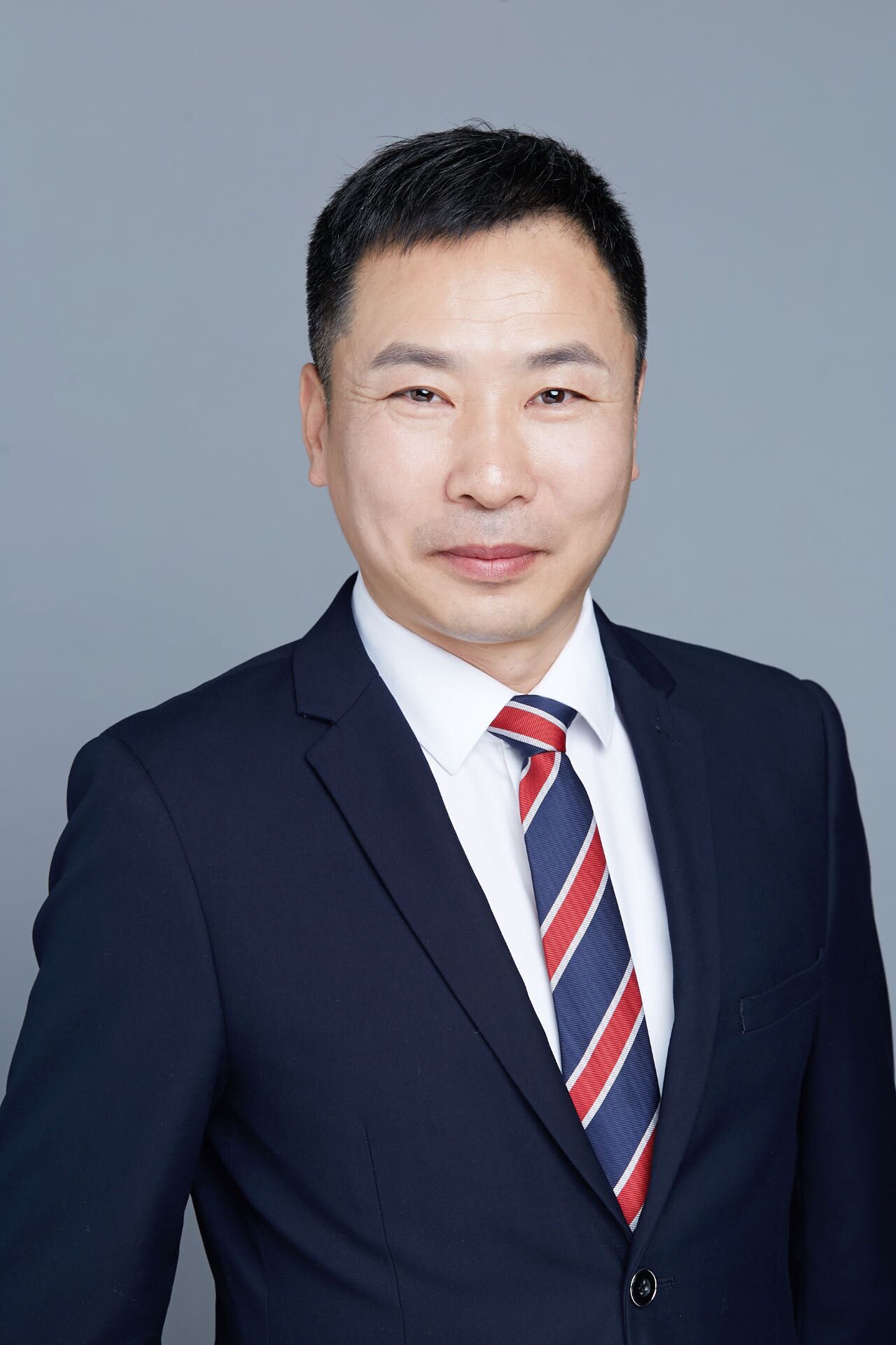 董斌斌 播音与主持艺术教研室广西民族大学传媒学院